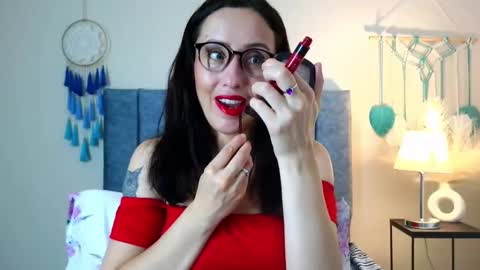 Iberian Moon online show from October 2025 05:44:02 PM