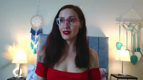 Iberian Moon online show from January 2026 06:22:02 PM