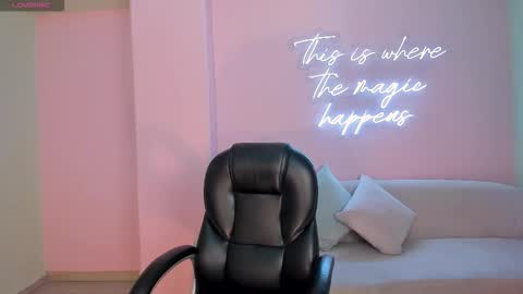 Ibiza  online show from September 2025 12:30:01 PM