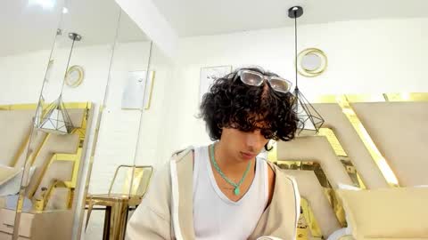 ibratxandy online show from November 2025 07:07:02 PM