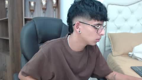 ibratxandy online show from March 2026 06:51:01 PM