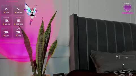 Crystall online show from September 2025 12:21:01 PM