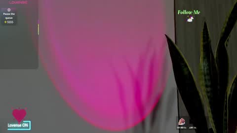 Crystall online show from October 2025 12:14:01 PM