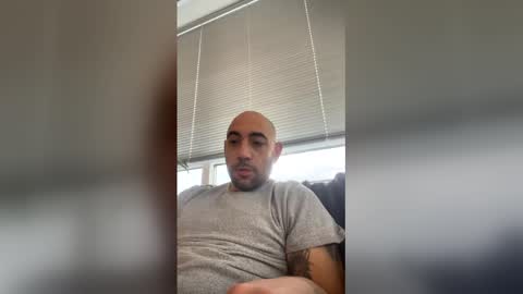 Snapshot of icecreammanx chatting on December 2025 10:37:02 PM icecreammanx online show from December 2025 10:37:02 PM