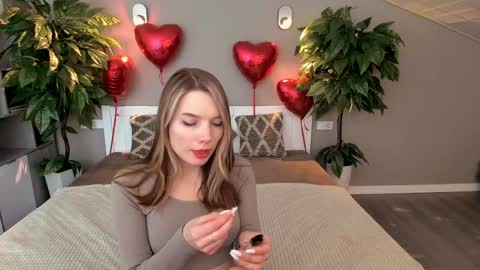 Snapshot of icedanielles chatting on February 2025 02:42:01 PM Danielle online show from February 2025 02:42:01 PM