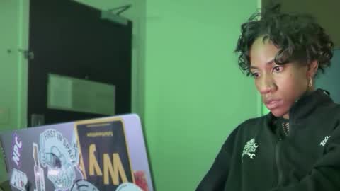 bree summers online show from February 2026 08:24:02 AM