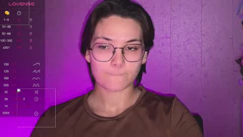 Snapshot of iceeheart chatting on June 2026 08:01:01 PM Ksenia online show from June 2026 08:01:01 PM