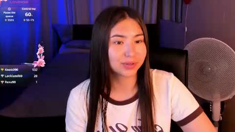 Snapshot of iceicebabe_ chatting on July 2026 01:34:01 AM Aiza online show from July 2026 01:34:01 AM