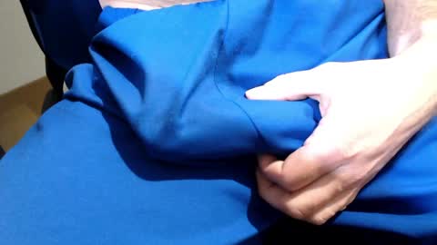 icky_thumps online show from April 2026 04:32:01 AM