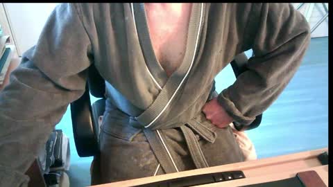 Snapshot of icumalot4you chatting on April 2026 07:31:01 AM icumalot4you online show from April 2026 07:31:01 AM