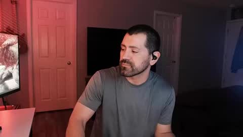 Snapshot of icy_ivy chatting on March 2025 01:40:02 PM Ivan online show from March 2025 01:40:02 PM