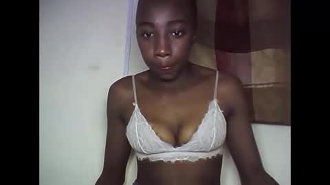 Snapshot of ideal_01 chatting on June 2026 07:45:02 AM ideal_01 online show from June 2026 07:45:02 AM