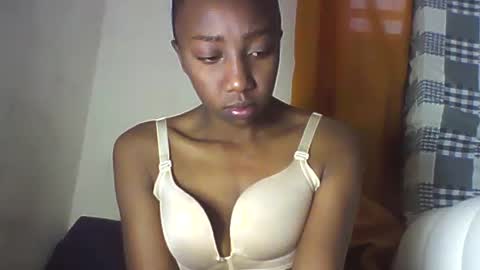 Snapshot of ideal_01 chatting on June 2026 12:19:01 PM ideal_01 online show from June 2026 12:19:01 PM