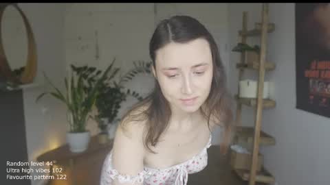 Snapshot of ifyouleave chatting on November 2025 11:32:01 AM Belle online show from November 2025 11:32:01 AM