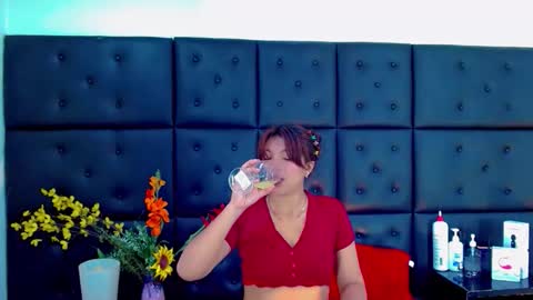 iisalombardi online show from February 2026 03:55:02 AM