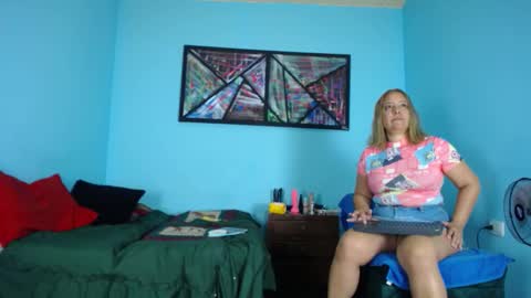  Livana  online show from November 2025 04:09:02 PM