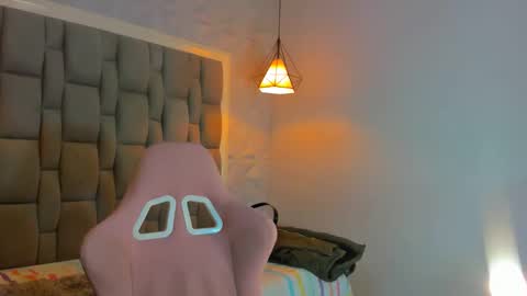 ile_matamba online show from November 2025 12:05:02 PM