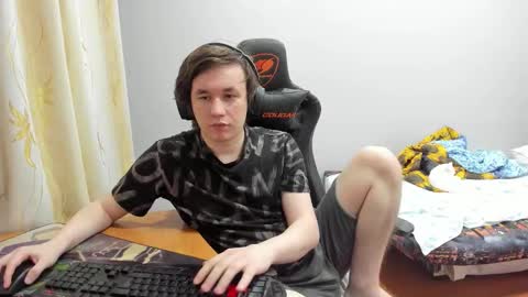 iliaskris online show from September 2025 10:02:02 PM