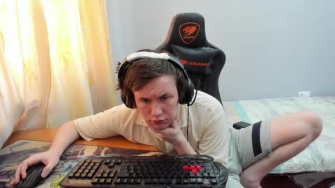 iliaskris online show from February 2026 07:15:01 AM