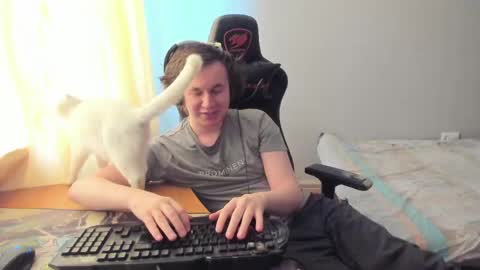 iliaskris online show from March 2026 08:19:01 AM