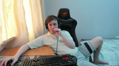 iliaskris online show from April 2026 06:16:02 AM