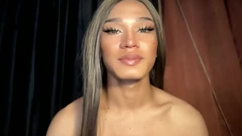 QUEEN KATH online show from February 2026 04:38:01 AM