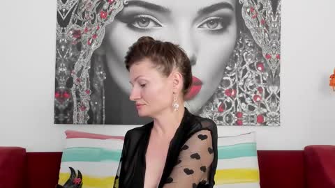 Ingrid or more easier...Miss  GoDDess Mistress online show from November 2025 11:31:01 AM