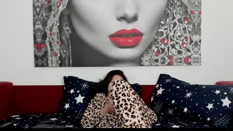 Snapshot of illegalbeauty87 chatting on June 2026 08:21:02 PM Ingrid or more easier...Miss GoDDess Mistress online show from June 2026 08:21:02 PM