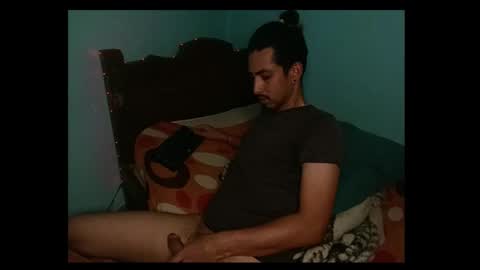 Snapshot of iloveman24 chatting on December 2024 10:57:02 PM AARON online show from December 2024 10:57:02 PM