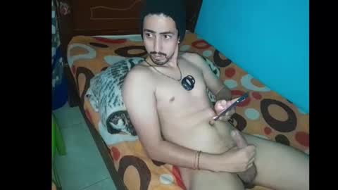 Snapshot of iloveman24 chatting on January 2025 05:40:01 AM AARON online show from January 2025 05:40:01 AM