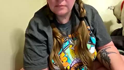 IM4KOUCR4ZY online show from April 2026 04:10:02 AM