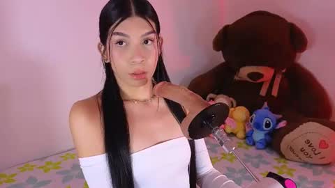 Snapshot of im__isabella chatting on June 2026 02:57:01 AM Isa Vasquez online show from June 2026 02:57:01 AM