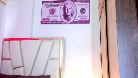 Snapshot of im_brittany_333 chatting on February 2025 05:06:01 PM im_brittany_333 online show from February 2025 05:06:01 PM