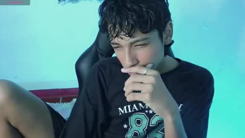 im_david01 online show from October 2025 01:00:02 PM