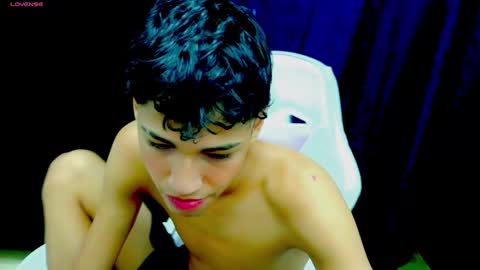 im_david01 online show from November 2025 02:07:02 PM