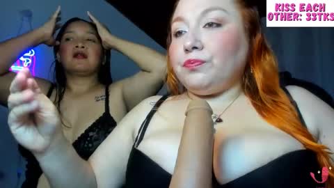 Karoline online show from October 2025 03:49:02 AM
