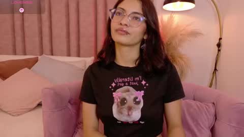 Snapshot of im_lily_ chatting on June 2026 01:48:01 PM Lilyy online show from June 2026 01:48:01 PM