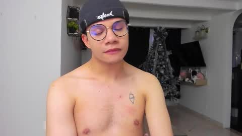 Marco online show from November 2025 10:34:02 PM