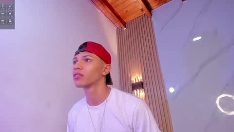 im_sebaslopez online show from February 2025 03:37:01 AM