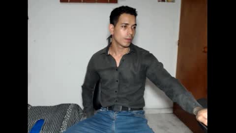 im_taylor24 online show from November 2025 11:26:01 PM