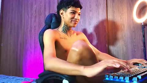 Snapshot of im_usuga chatting on March 2026 03:19:02 AM im_usuga online show from March 2026 03:19:02 AM