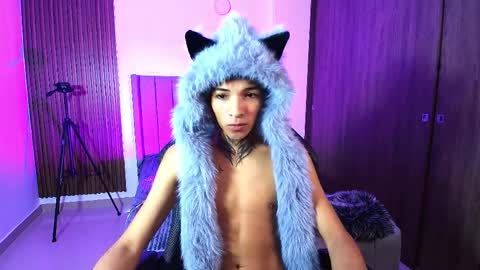 Snapshot of im_usuga chatting on April 2026 03:04:02 AM im_usuga online show from April 2026 03:04:02 AM