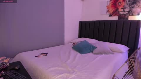 Sofia online show from February 2025 11:11:02 AM