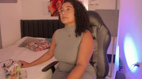 Sofia online show from March 2025 10:36:02 PM