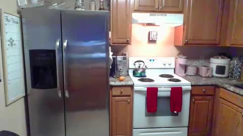 iman_love online show from February 2025 12:10:01 AM