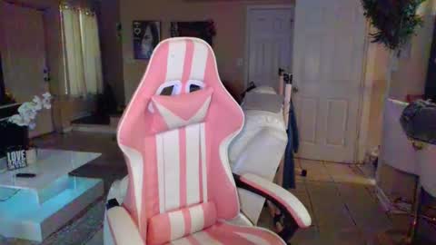 iman_love online show from September 2025 07:06:02 PM