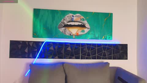 imconor online show from December 2024 05:33:02 AM