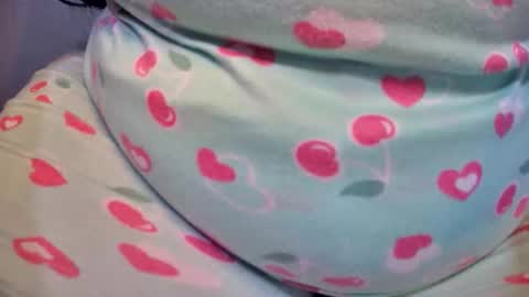 mia latina online show from February 2026 03:32:02 AM