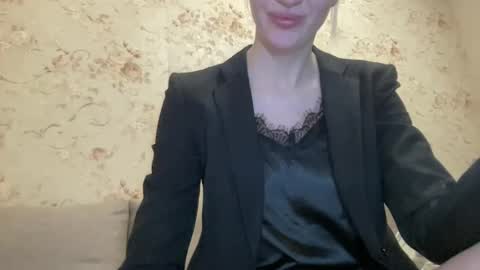 imial31 online show from March 2025 05:20:01 AM