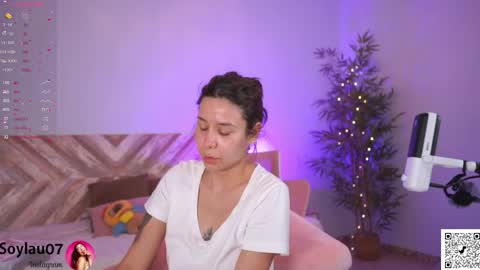 Snapshot of imjess_ chatting on April 2026 06:11:02 PM imjess_ online show from April 2026 06:11:02 PM